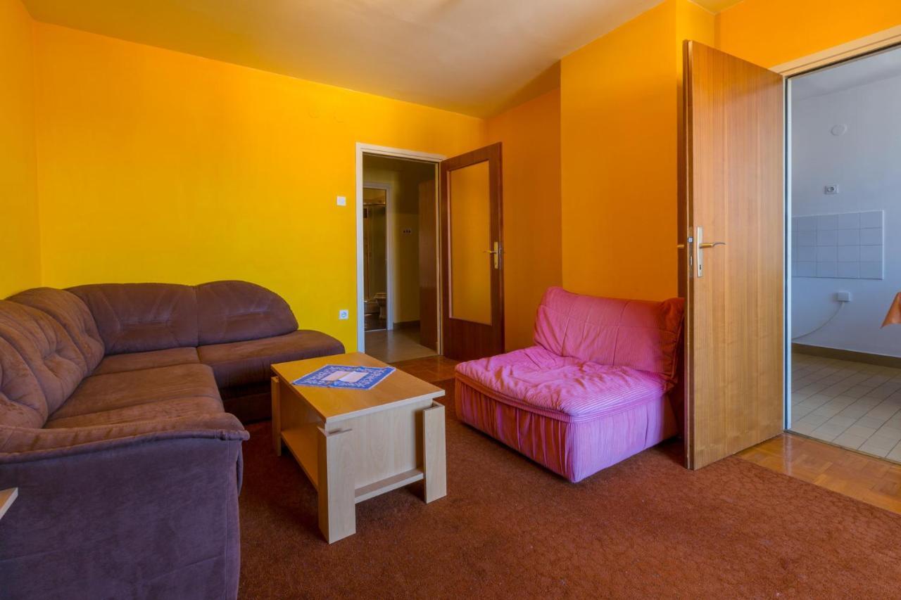 Apolic Apartment ซริกเวนิซา ภายนอก รูปภาพ