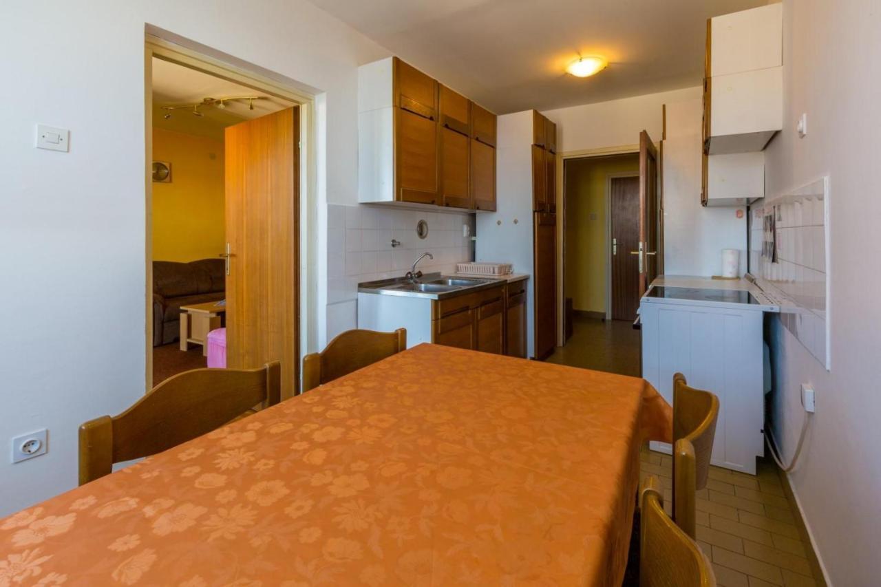 Apolic Apartment ซริกเวนิซา ภายนอก รูปภาพ